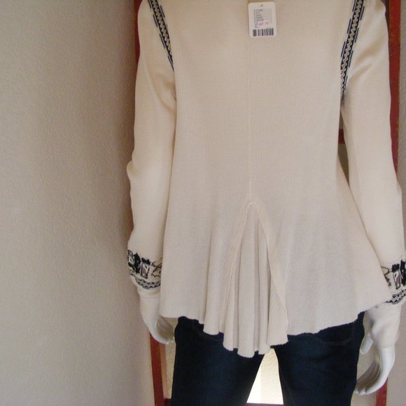 FREE PEOPLE VINTAGE TOP - Picture 5 of 6